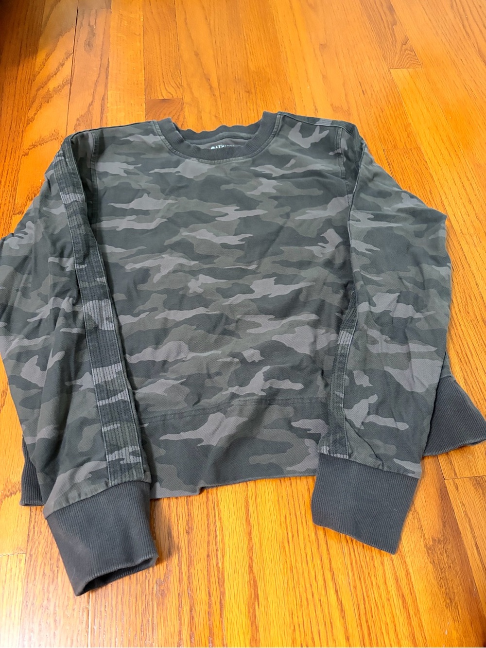 Athleta Kids Camo Long Sleeve Pajama Top - Gray
